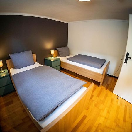 Gemuetliche 2-Zimmer Souterrain Wohnung 뒤셀도르프 외부 사진